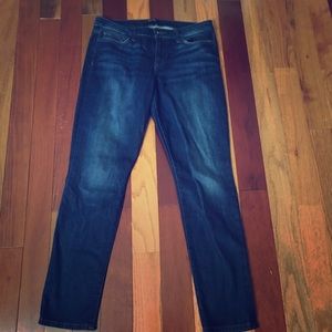Comfy Joe’s  Skinny Jeans!! Size 32!!
